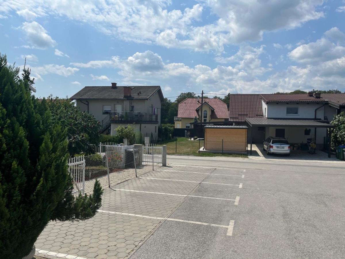 Room Oaza Miru Máribor Exterior foto